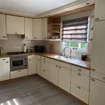Veluwe Vakanties With Private Barrel Sauna - With Pool Bar And Restaurant Facilities In The Veluwe National Park アパート