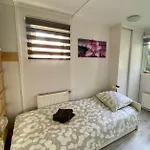 アパート Veluwe Vakanties With Private Barrel Sauna - With Pool Bar And Restaurant Facilities In The Veluwe National Park