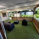 Veluwe Vakanties With Private Barrel Sauna - With Pool Bar And Restaurant Facilities In The Veluwe National Park