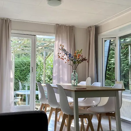 Appartement Veluwe Vakanties With Private Barrel Sauna - With Pool Bar And Restaurant Facilities In The Veluwe National Park