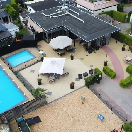 Appartement Veluwe Vakanties With Private Barrel Sauna - With Pool Bar And Restaurant Facilities In The Veluwe National Park Putten