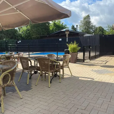 Veluwe Vakanties With Private Barrel Sauna - With Pool Bar And Restaurant Facilities In The Veluwe National Park