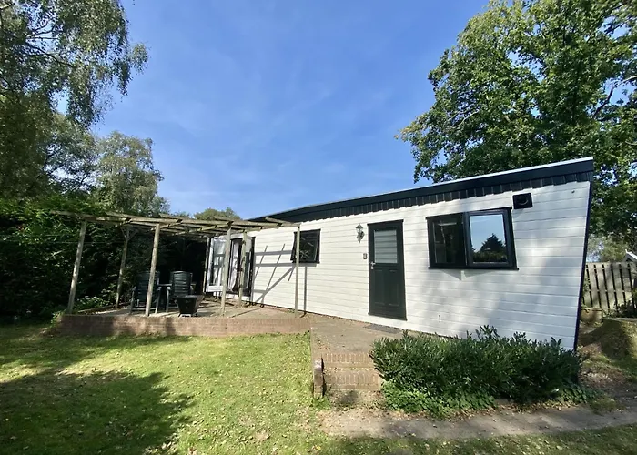 公寓 Veluwe Vakanties With Private Barrel Sauna - With Pool Bar And Restaurant Facilities In The Veluwe National Park *