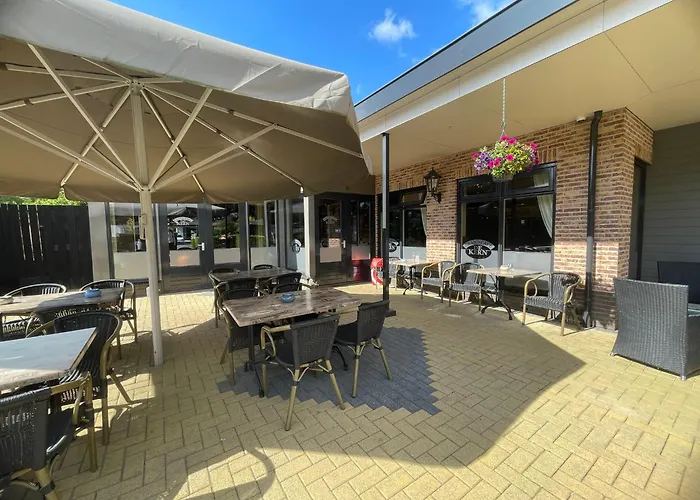 Veluwe Vakanties With Private Barrel Sauna - With Pool Bar And Restaurant Facilities In The Veluwe National Park Apartment